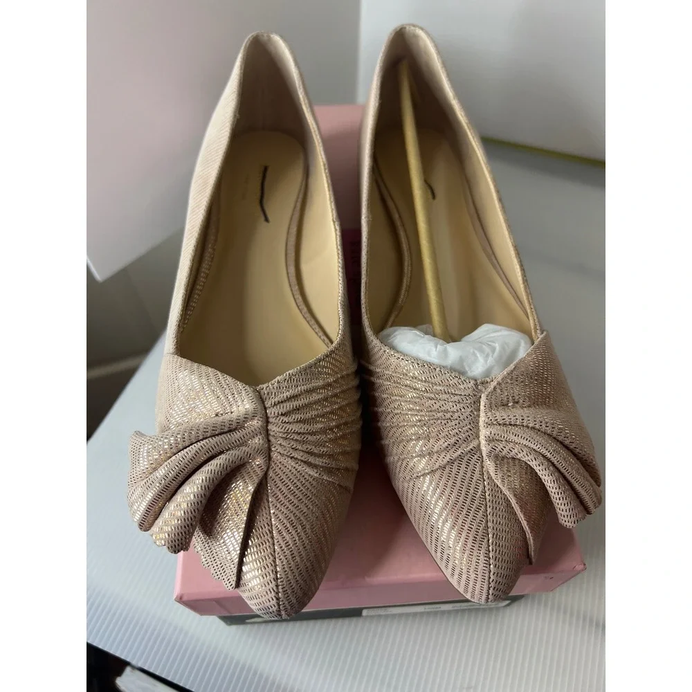 NIB- Kate Spade blush pink metallic tassel pointed-toe flats size 10